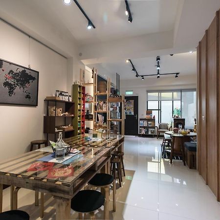 黑琵軼棧湖濱旅宿 K&B Happy Hostel Tchaj-nan Exteriér fotografie